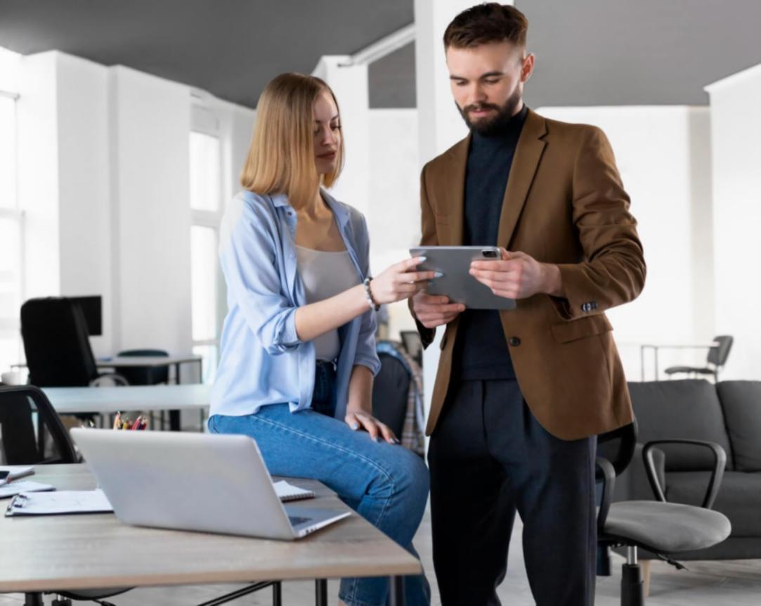 Ryzleara ekibinin tasarladığı promosyon materyalleri